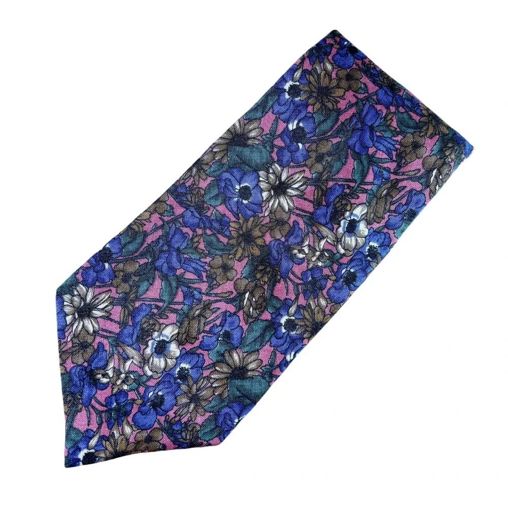 Moody 80s Silk Flower Pattern Neck Tie Salvatori Made in USA Purple Pink Necktie